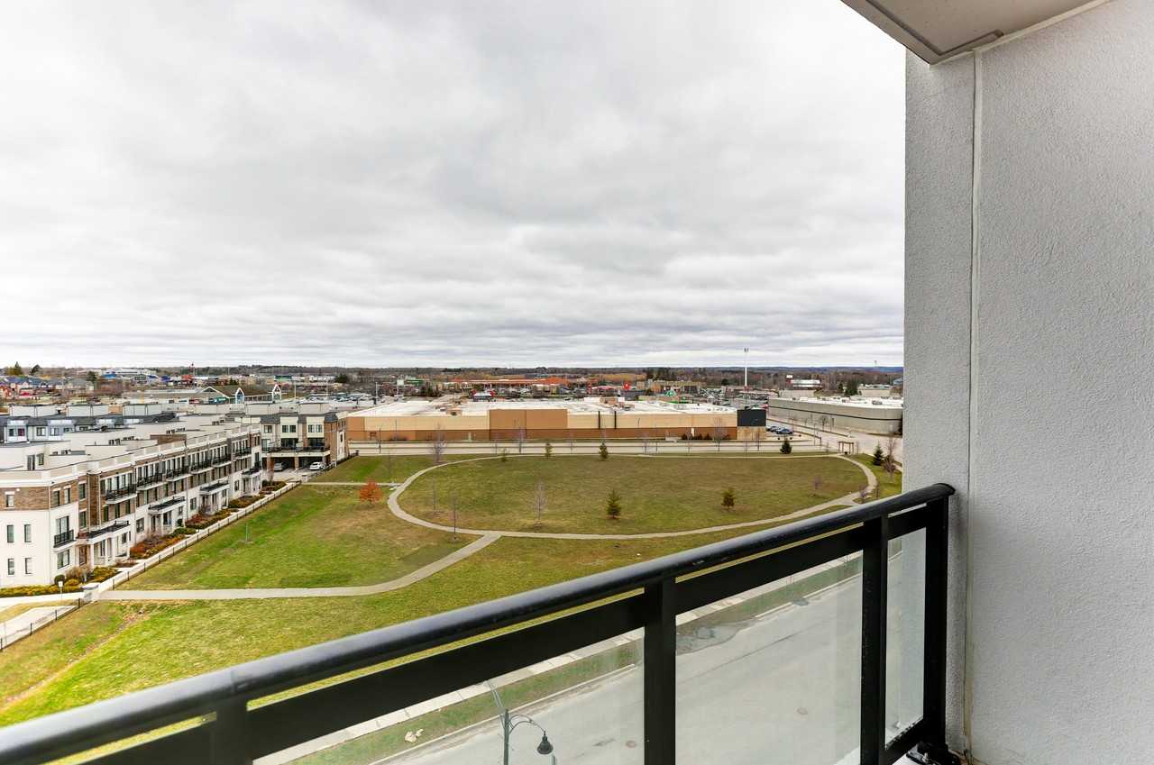 51 Clarington Blvd - Photo 3 of 20