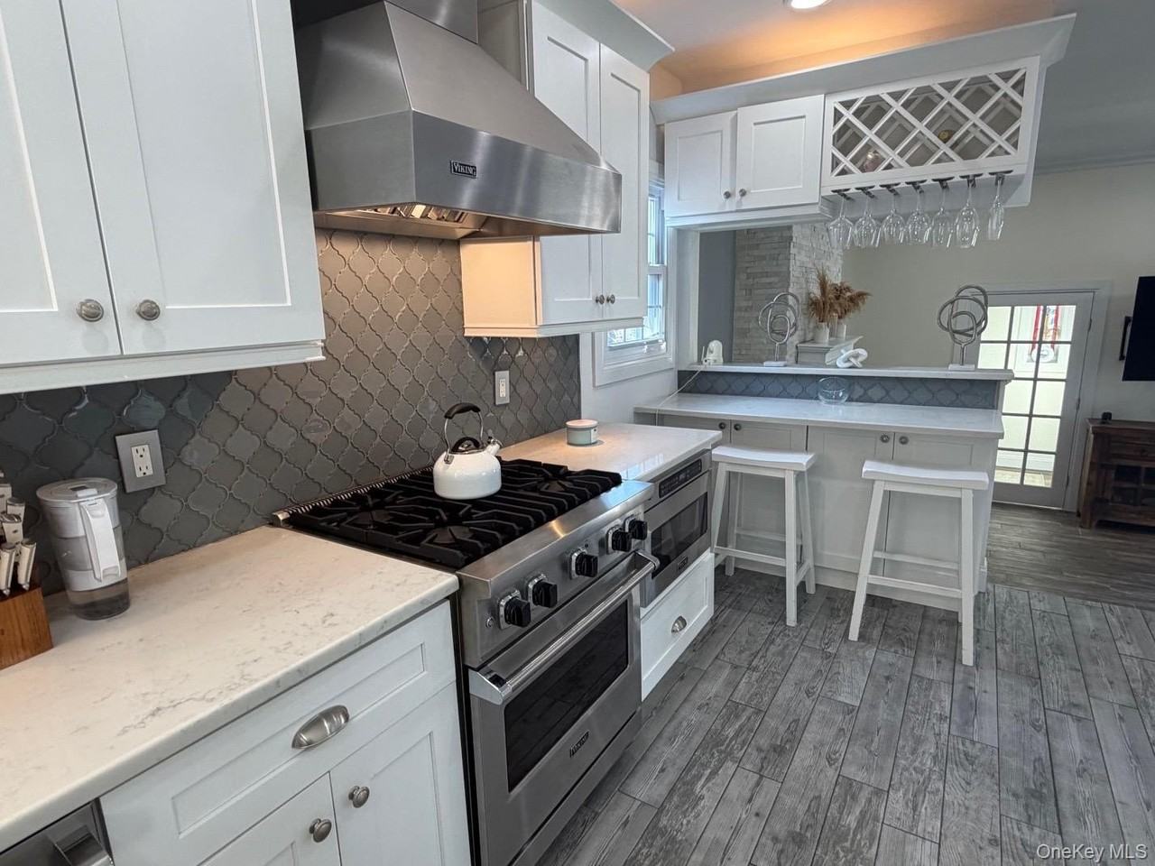 326 E Walnut St - Photo 5 of 16