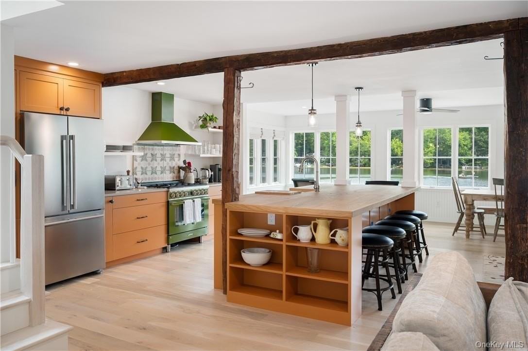 24 Cove Rd - Photo 7 of 26