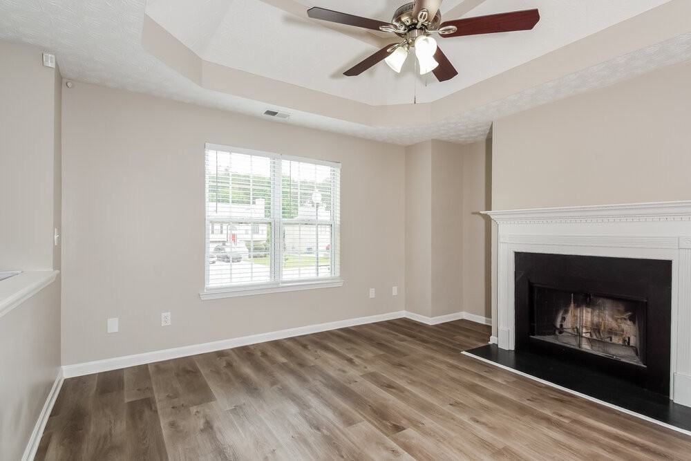 23 Dewey Dr - Photo 6 of 17