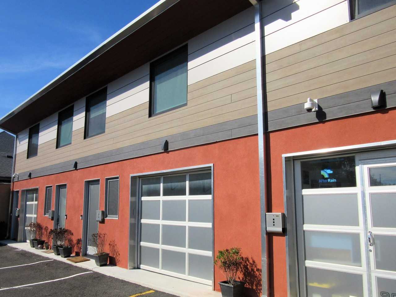 909 Asbury Ave #A - Photo 3 of 21