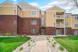featured image of 124 Glengarry Dr #302