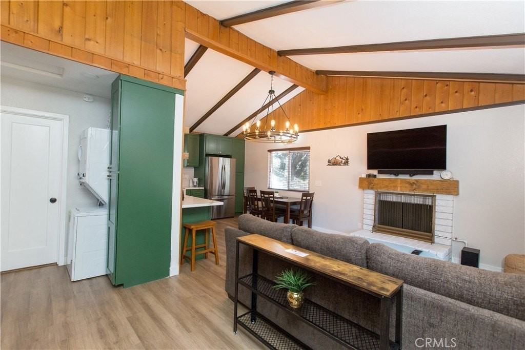 862 Berne Dr - Photo 3 of 7