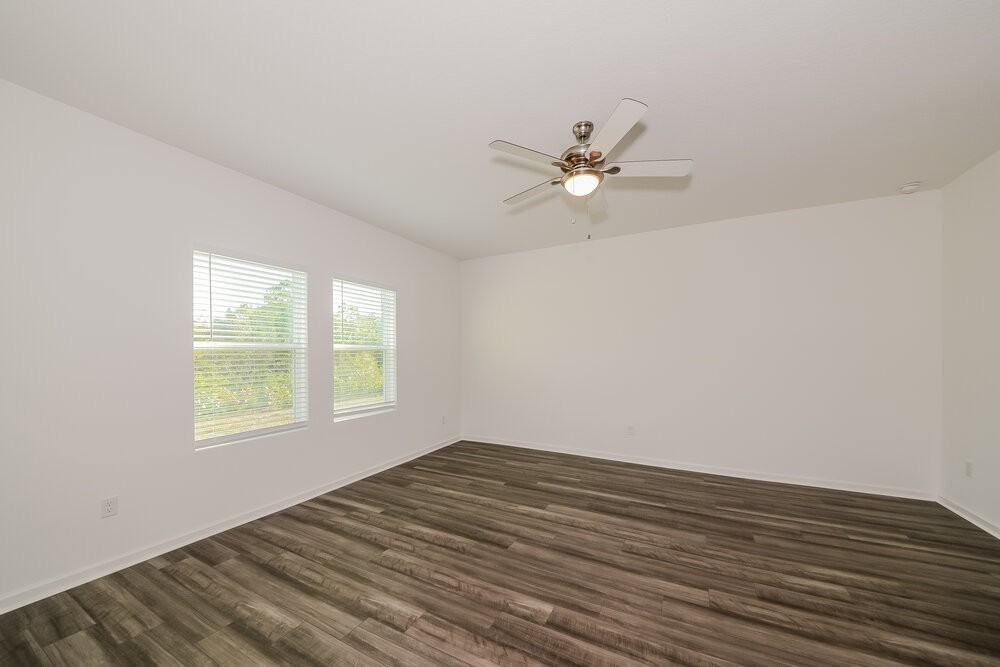 996 Ocean Spray Dr - Photo 6 of 16