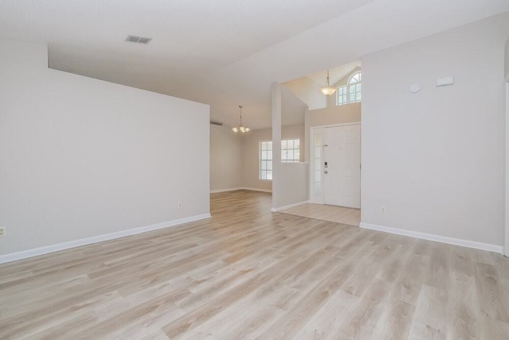 10414 Ashley Oaks Dr - Photo 3 of 16