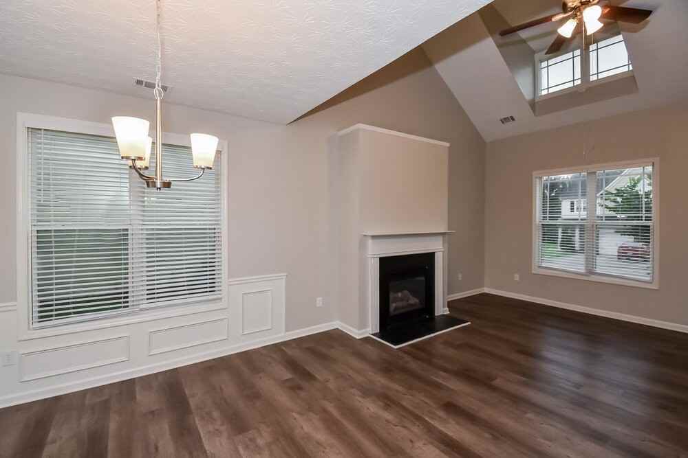 7074 Littlebrook Way - Photo 5 of 17