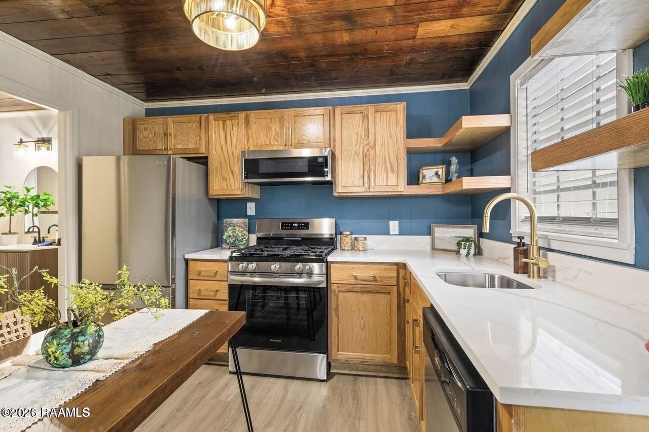 328 Theodora Blvd #1-2 - Photo 6 of 15