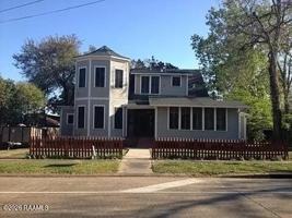 featured image of 215 Versailles Blvd #3