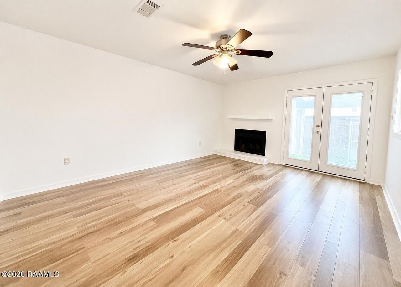 6212 Stumberg Ln #308 - Photo 4 of 13