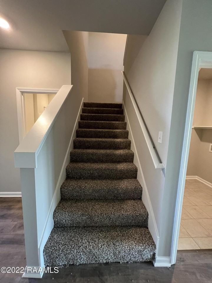 213 Garden Oaks Ave - Photo 7 of 30