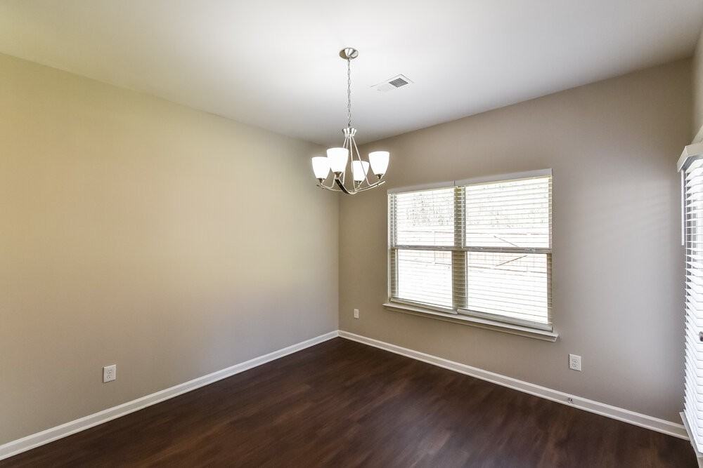 104 Belmont Park Dr - Photo 5 of 17