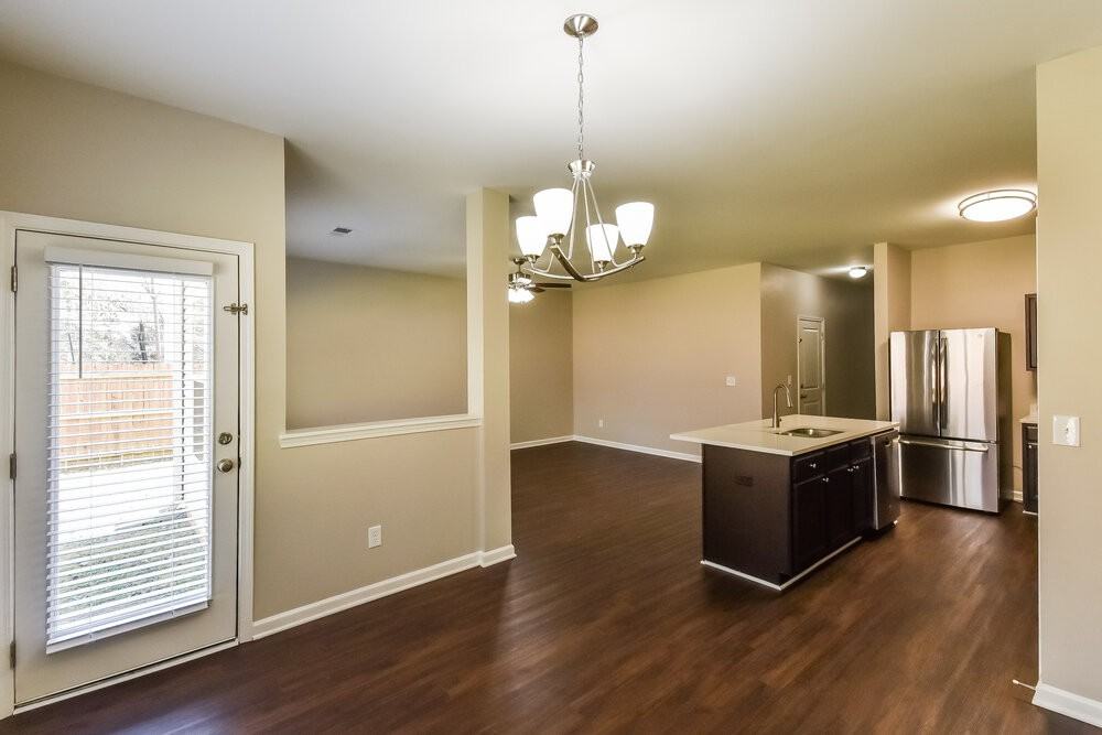 104 Belmont Park Dr - Photo 6 of 17