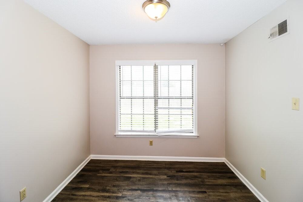 423 Cairn Cv - Photo 6 of 16