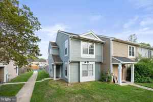 featured image of 4198 Bluebird Dr