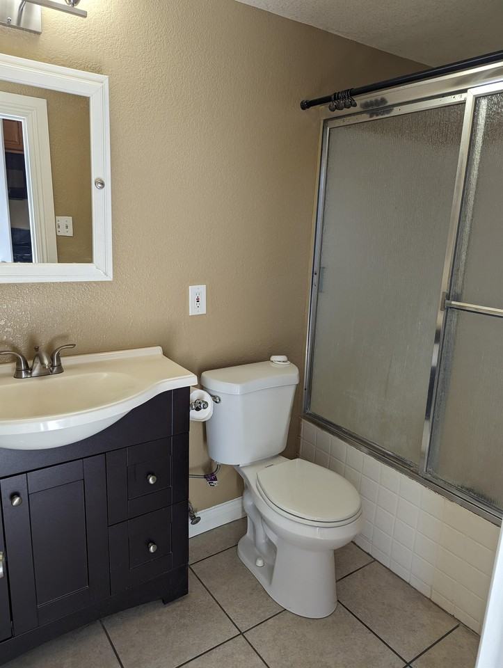 6382 Los Robles Ave #1 - Photo 6 of 10