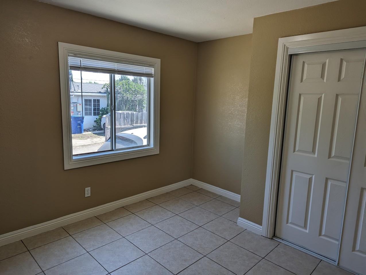 6382 Los Robles Ave #1 - Photo 7 of 10