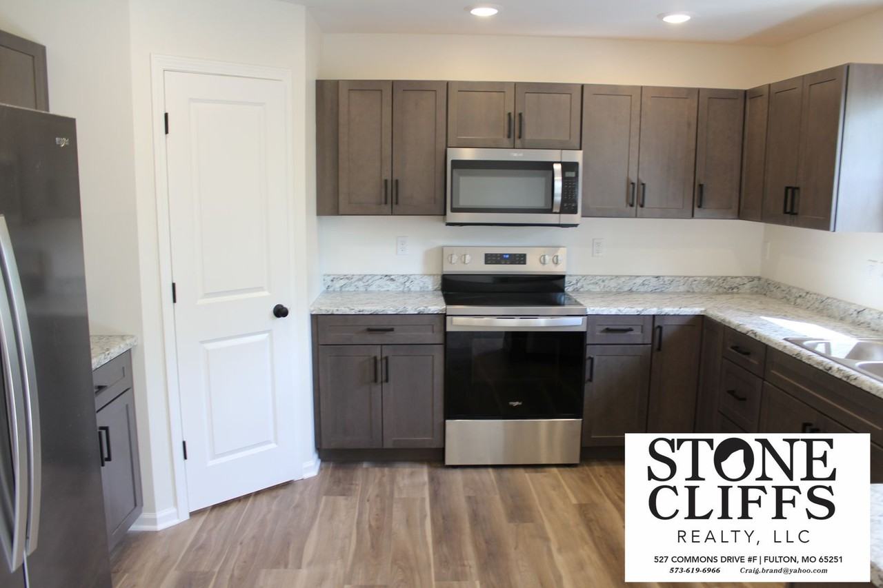 904 Scott Station Road - Photo 6 of 50