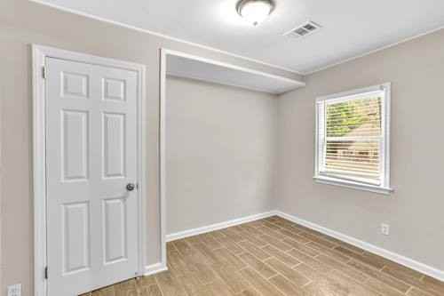 1836 Flat Shoals Road Southeast - Photo 4 of 9