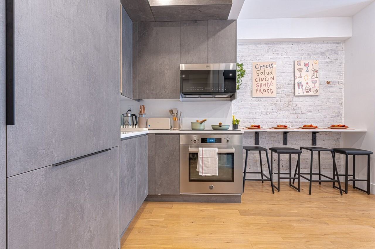 242 Schaefer St #1515248P - Photo 7 of 25