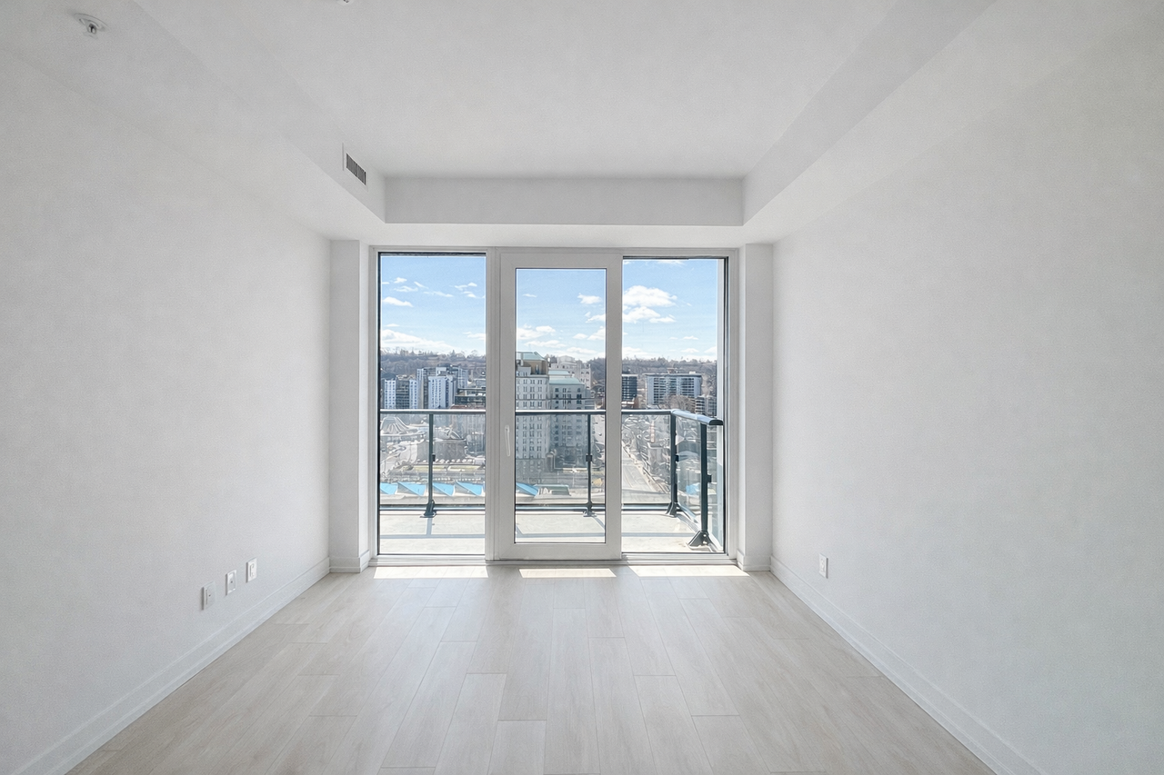 75 James Street South #924 - Photo 4 of 12