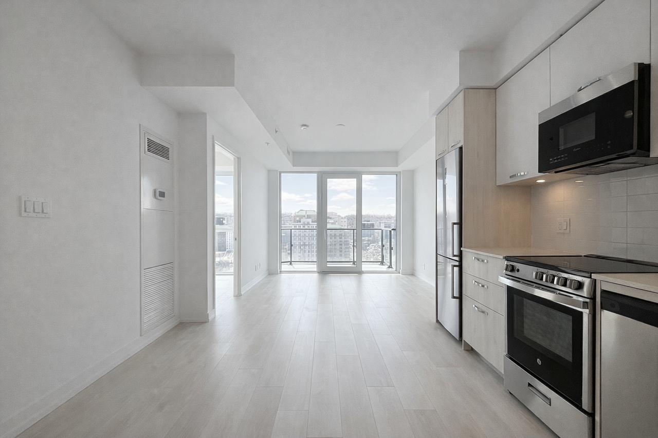 75 James Street South #924 - Photo 2 of 12