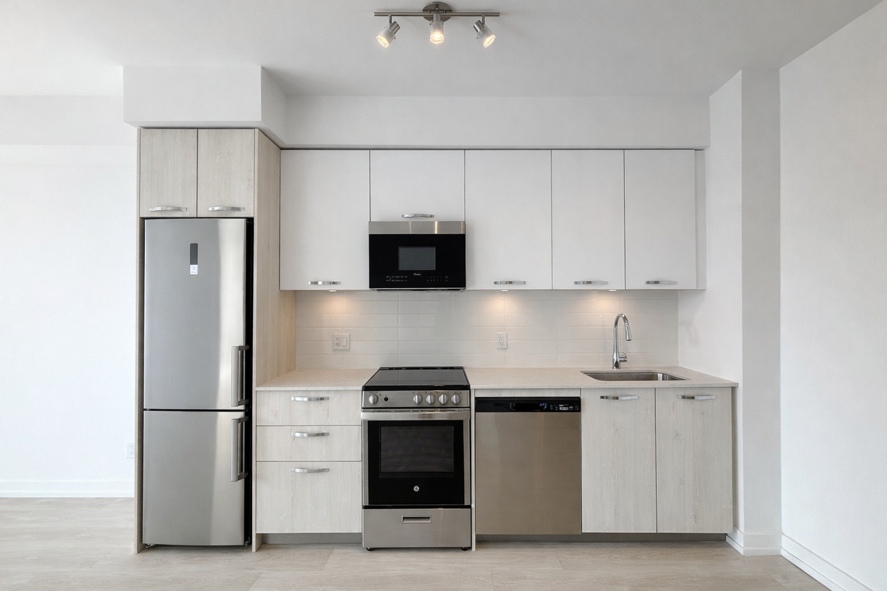 75 James Street South #924 - Photo 6 of 12