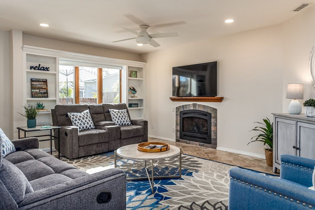 3831 Margaret Way #1255606P - Photo 6 of 39