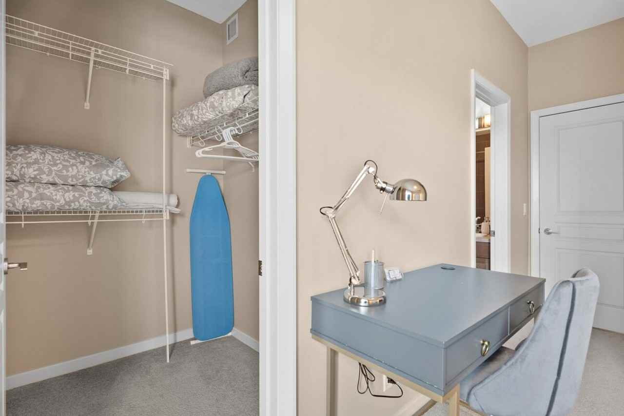 1320 1 St Se #1345827P - Photo 5 of 37