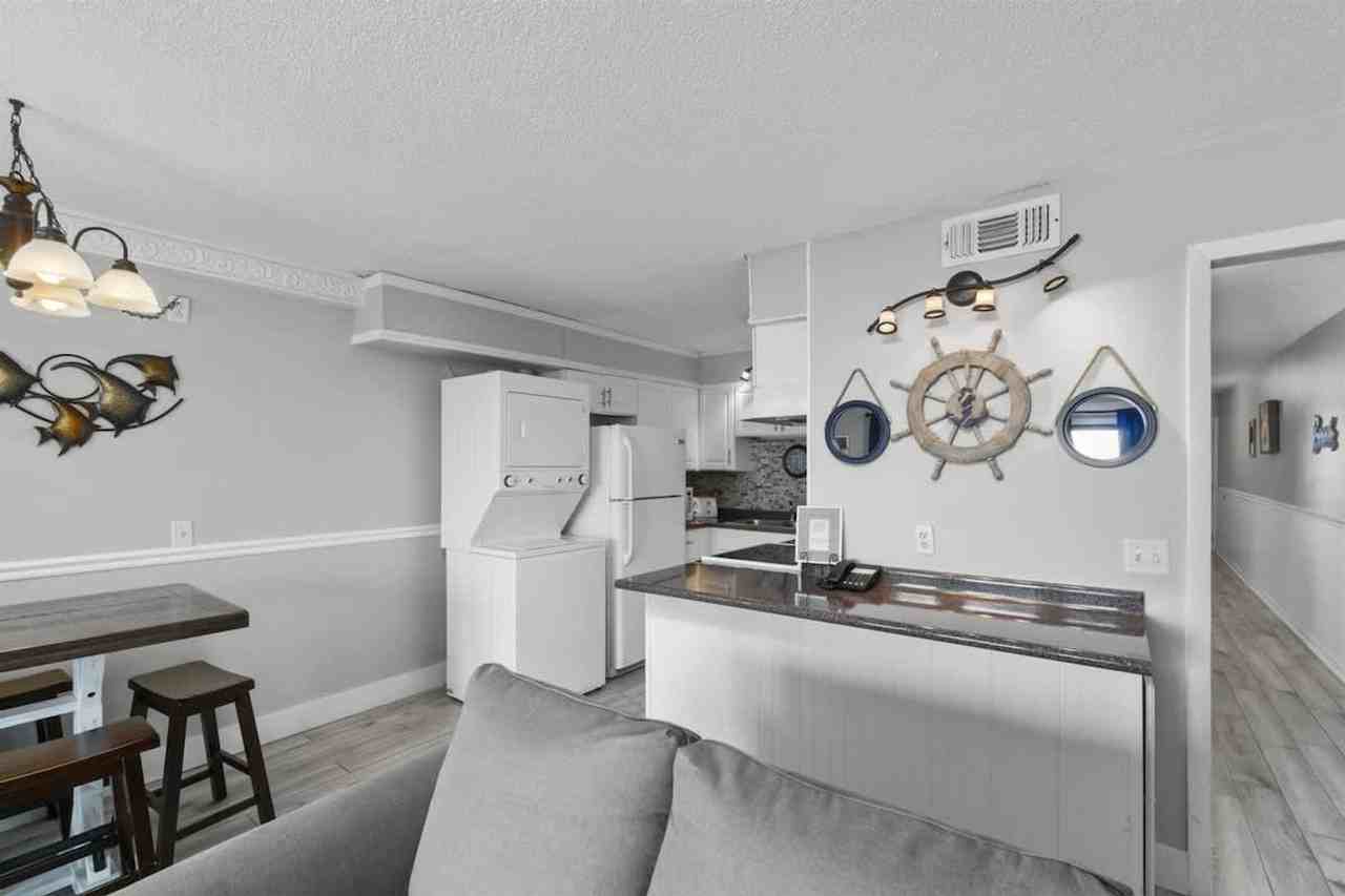 8743 Thomas Dr #1355016P - Photo 3 of 44