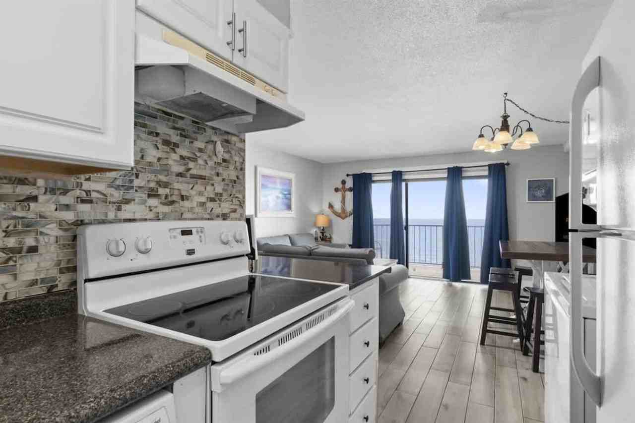 8743 Thomas Dr #1355016P - Photo 4 of 44