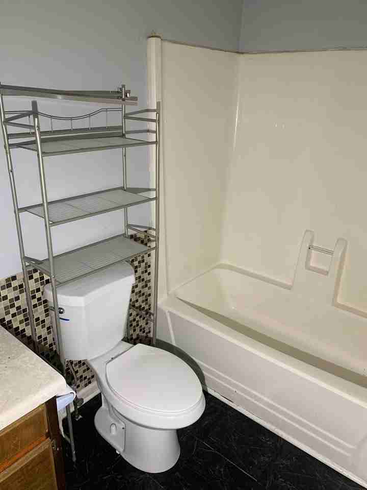 1502 Laurel Ct #1 - Photo 5 of 20