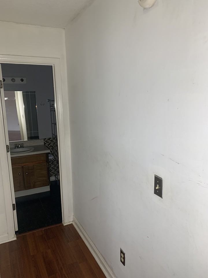 1502 Laurel Ct #1 - Photo 7 of 20