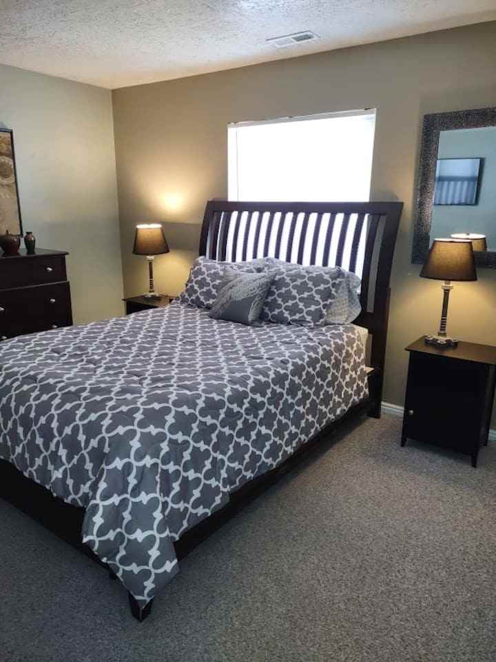 625 Monroe Blvd - Photo 5 of 20