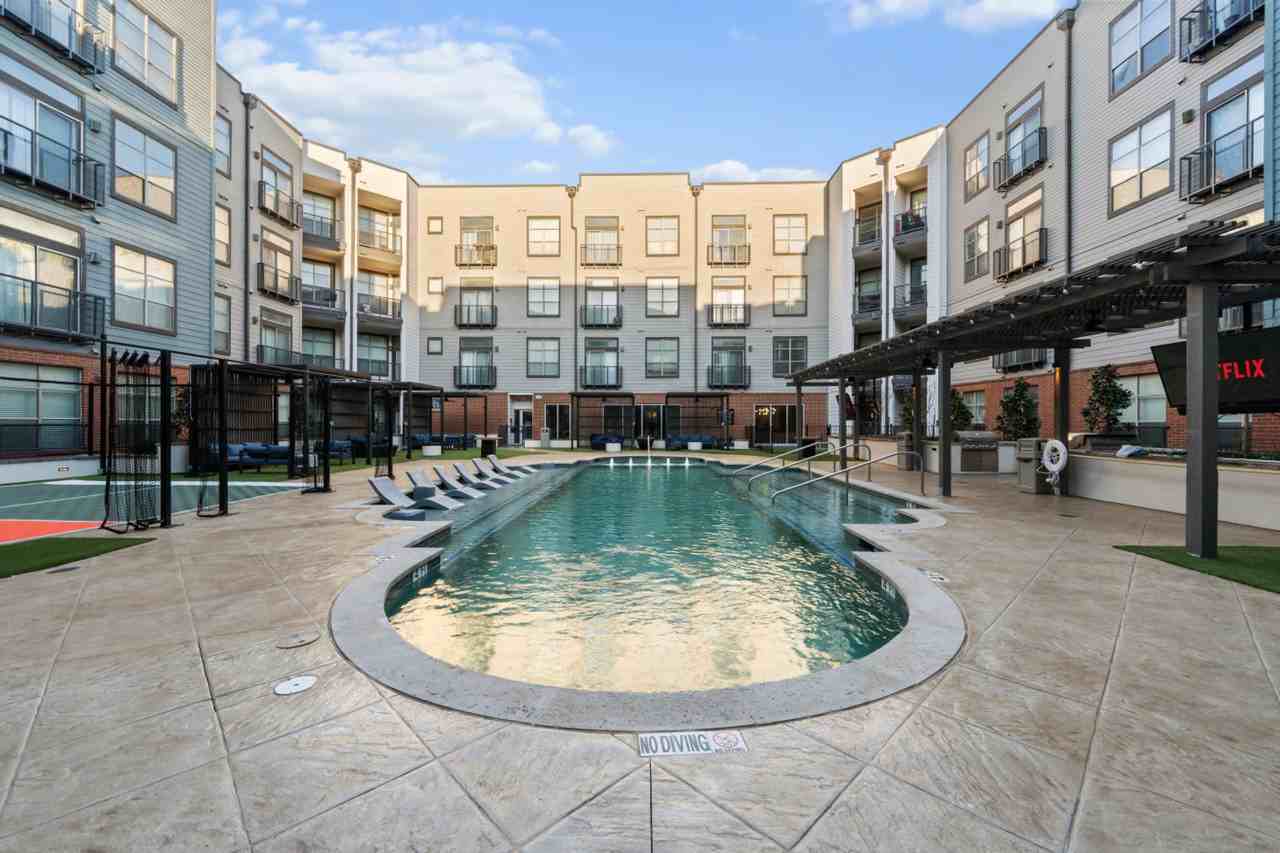 2901 Indiana Blvd #1431238P - Photo 5 of 50