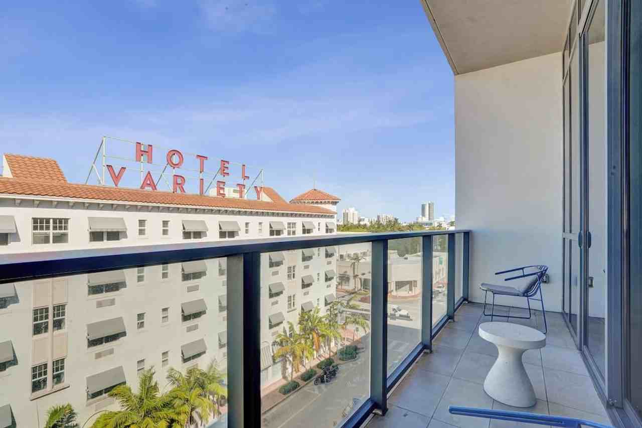 1220 17th St #1504076P - Photo 7 of 28