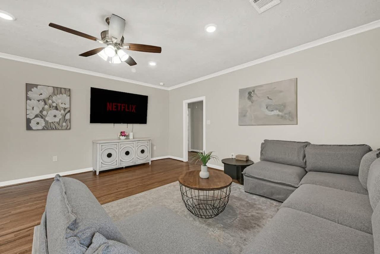 11418 Braewick Dr #1514798P - Photo 3 of 41