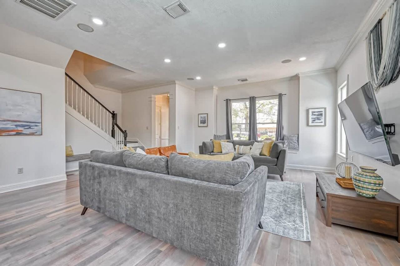 1352 Dorothy St #1514814P - Photo 4 of 36