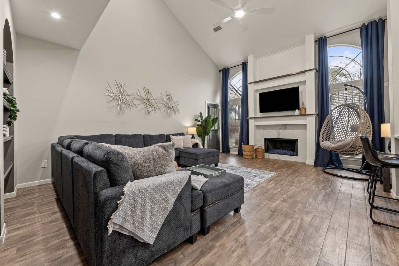 1905 Navajo Dr #1514816P - Photo 3 of 50