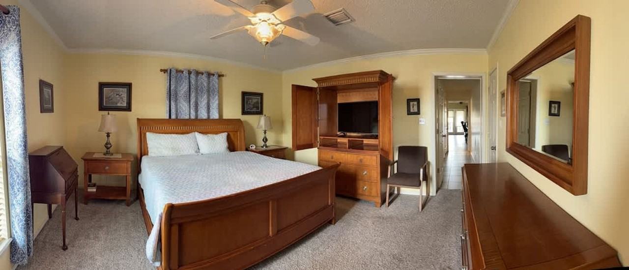 1209 Pompano Ave #1515049P - Photo 3 of 19