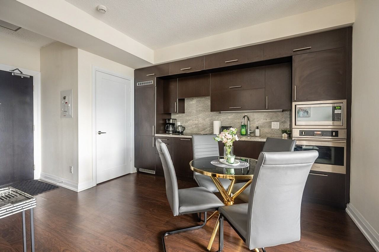 4711 Yonge St #1515263P - Photo 7 of 25