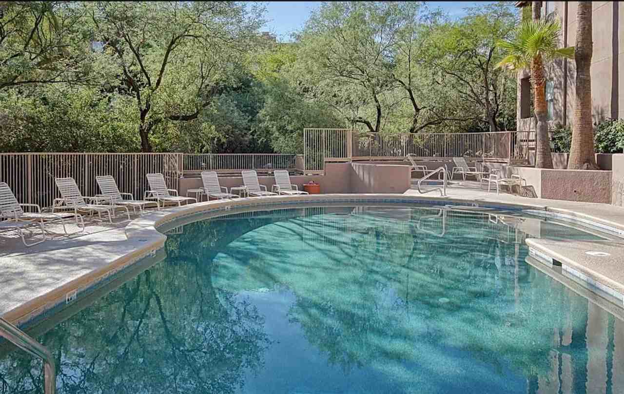 6655 N Canyon Crest Dr #1515885P - Photo 5 of 38