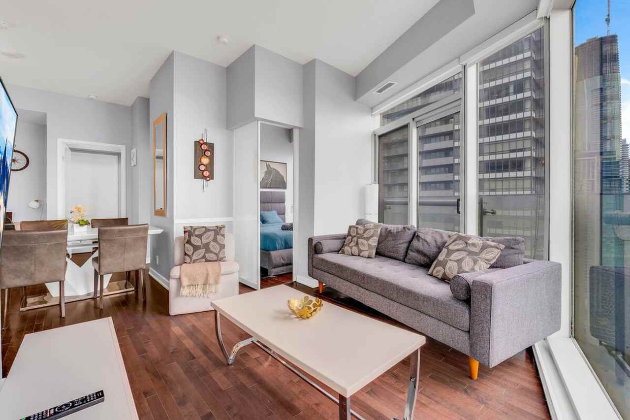 1 York St Null #1519904P - Photo 5 of 50