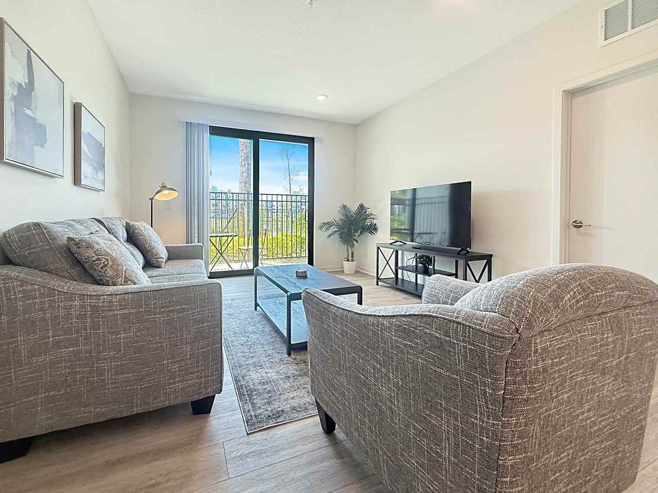 5570 122nd Cir E #1519907P - Photo 5 of 37