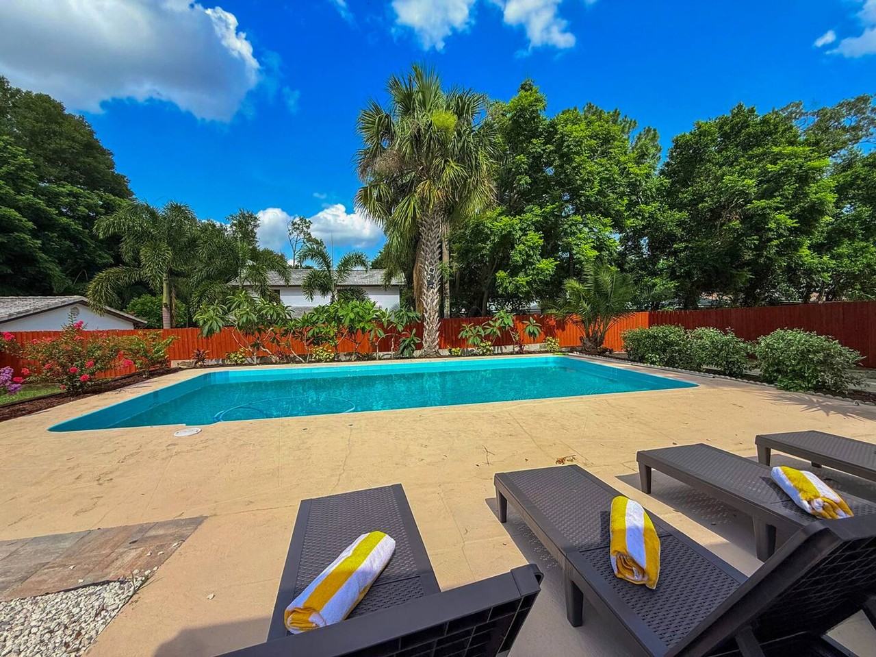 904 15th St Ne #1520445P - Photo 6 of 37