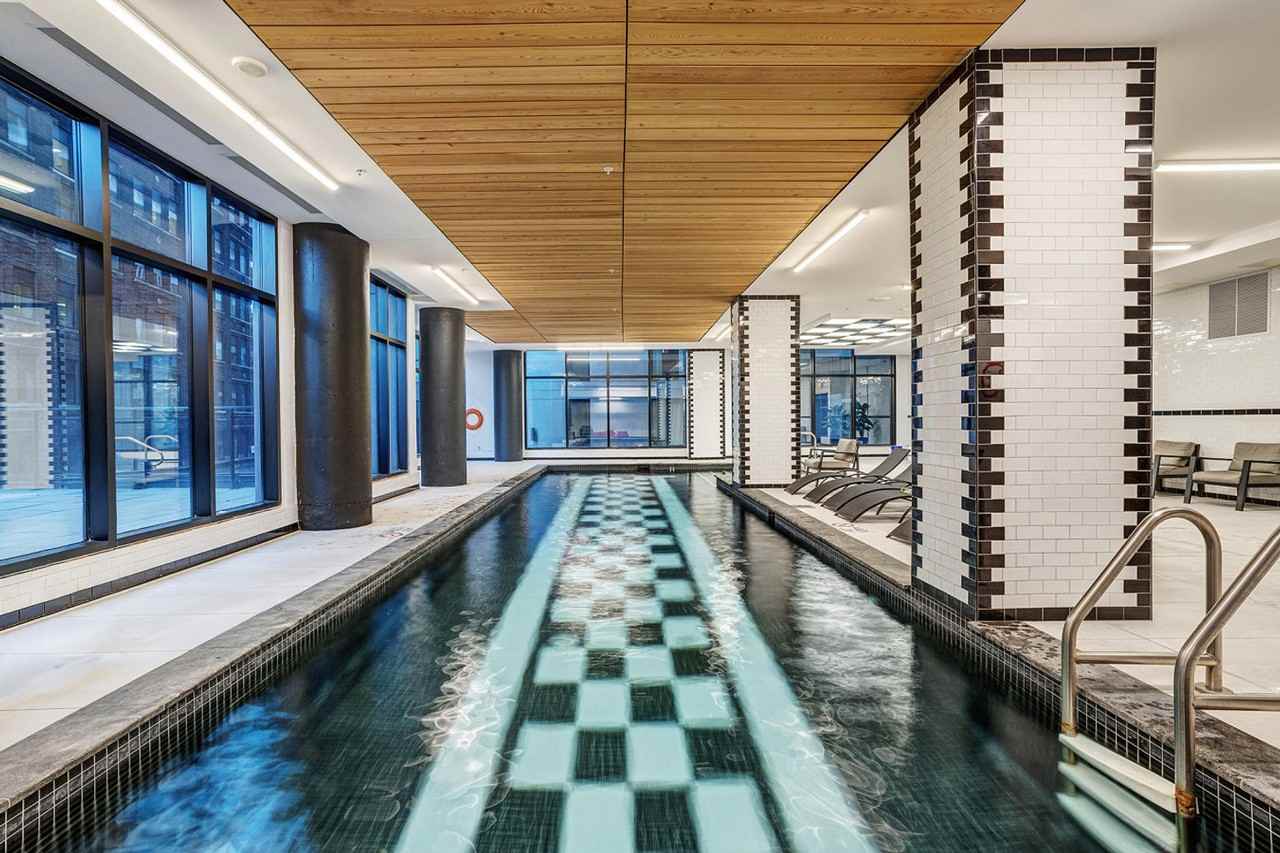 2100 Rue De Bleury #1353184P - Photo 7 of 11