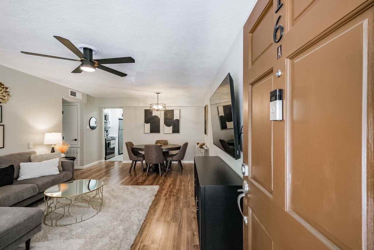 2507 Montrose Blvd #1521977P - Photo 3 of 25