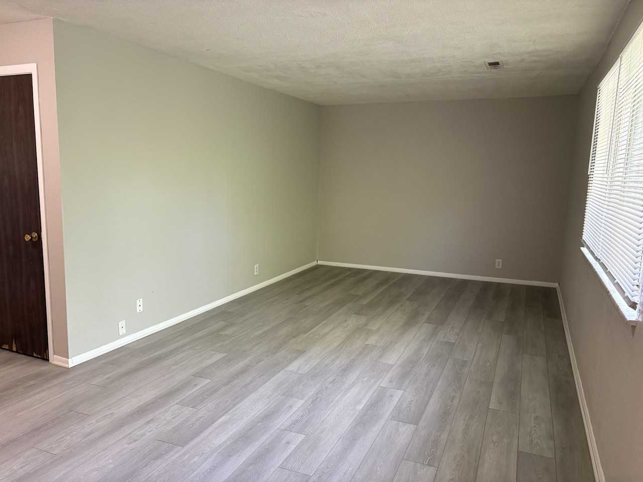 2719 West Radan Court #8 - Photo 5 of 12