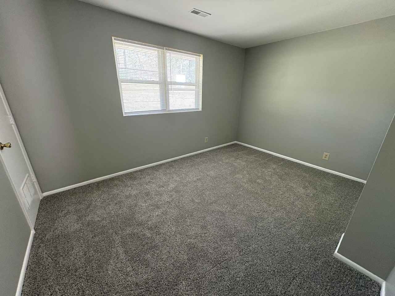 142 West Bluff Street #B6 - Photo 6 of 9