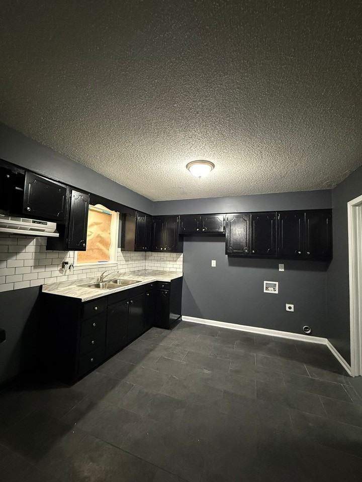 4192 Nam Ni Dr #1 - Photo 3 of 8