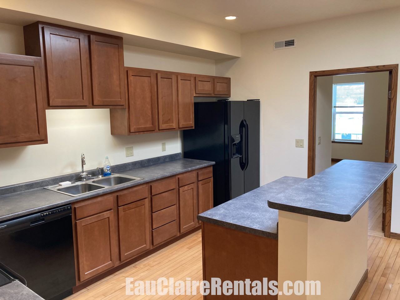 405 Wisconsin Street #405 1/2 - Photo 2 of 19